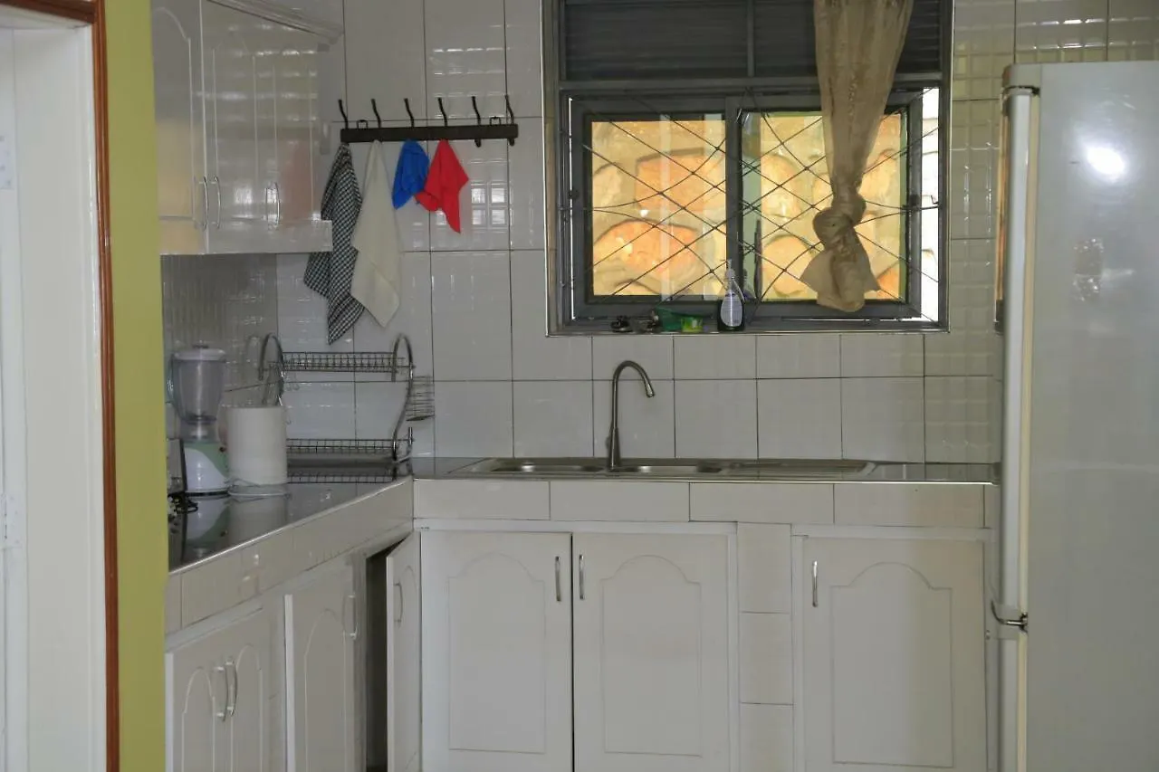 Mutundwe Villa Kampala 0*,  Uganda
